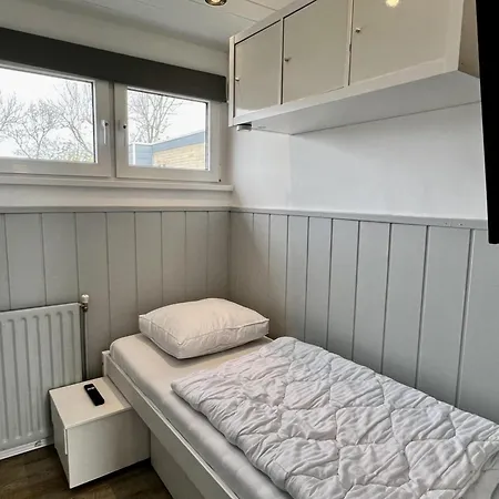 Beautiful In North Holland Sint Maartensvlotbrug