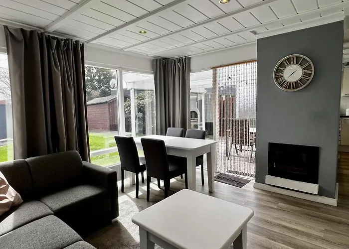 Beautiful In North Holland * Sint Maartensvlotbrug